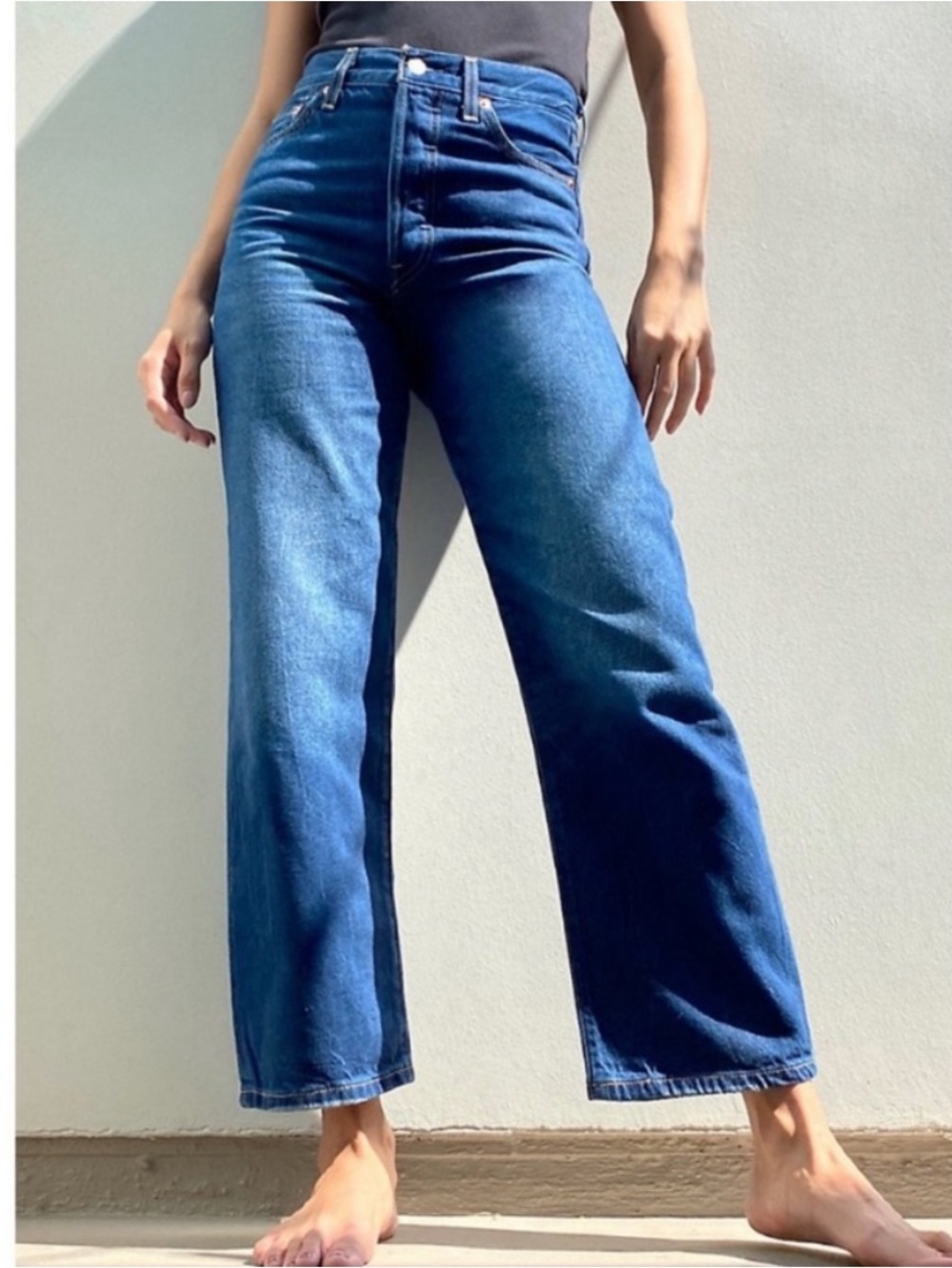 Levi’s Ribcage Straight Ankle Jeans Dark Wash Size 27